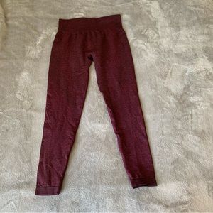 Size large leggings